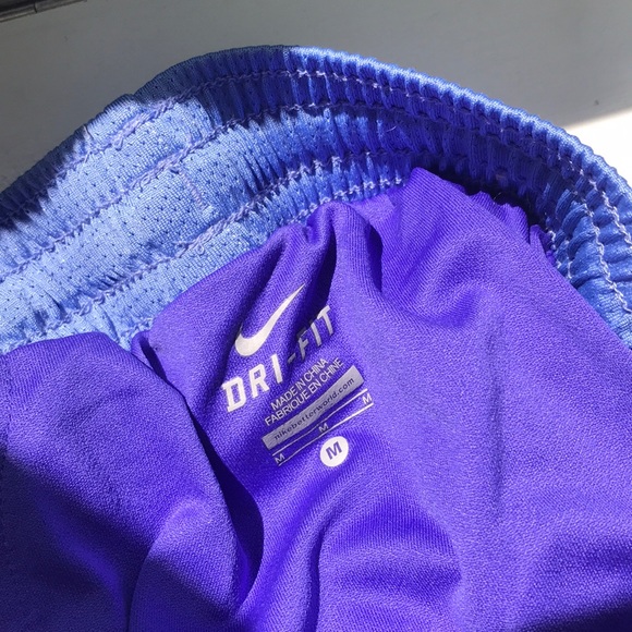 Lightly worn Nike shorts!! - Picture 4 of 4